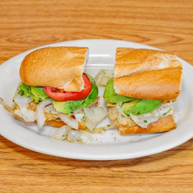 Chicken Avocado Sandwich (Large).