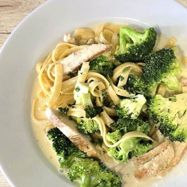 Chicken & Broccoli.