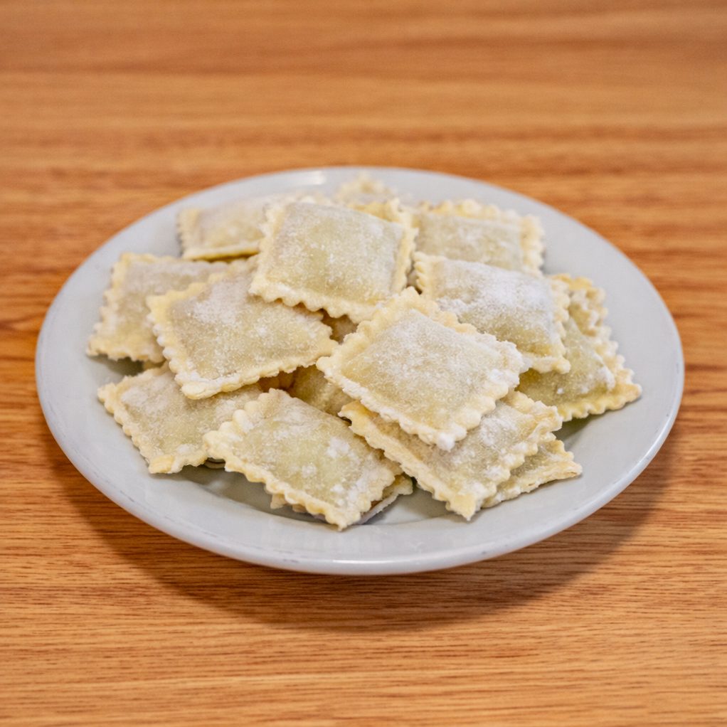 Frozen Ravioli (24 pieces).