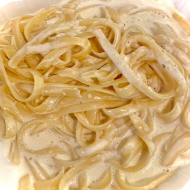 Traditional Fettuccine Alfredo.