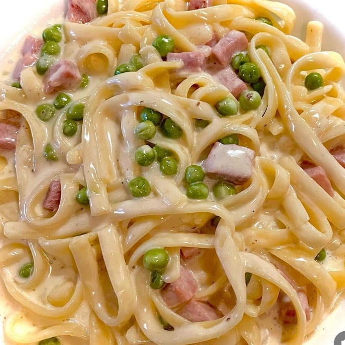 Fettuccine Carbonara.
