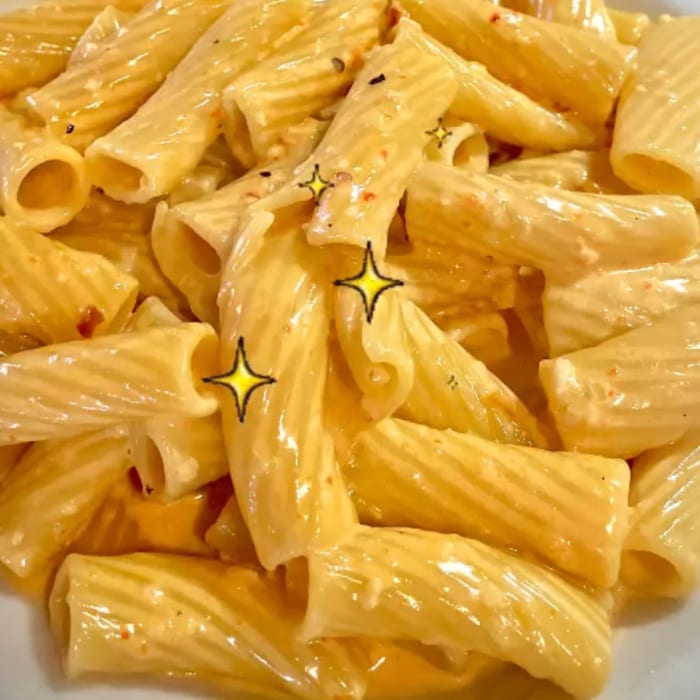 Side of Pasta with Sauce.